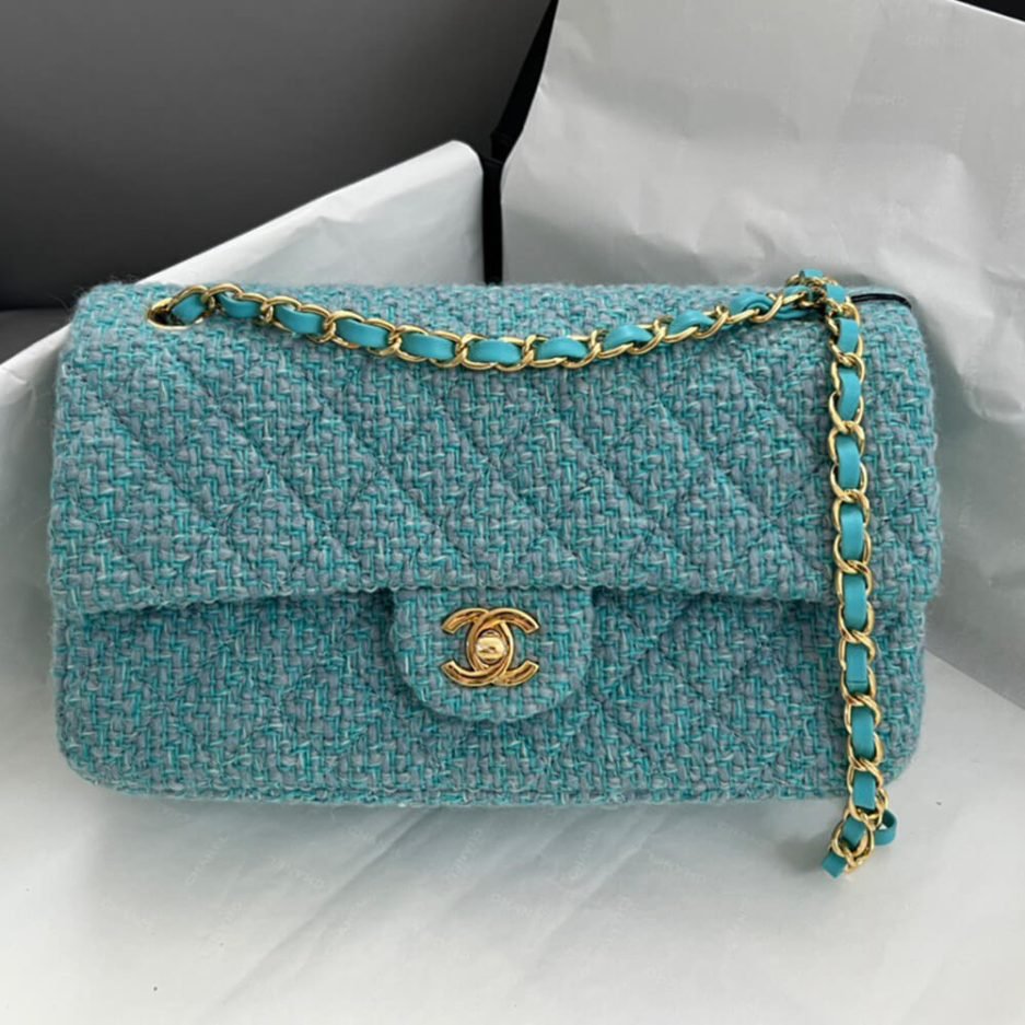 Chanel Tweed Medium Classic Flap Bag - Image 2