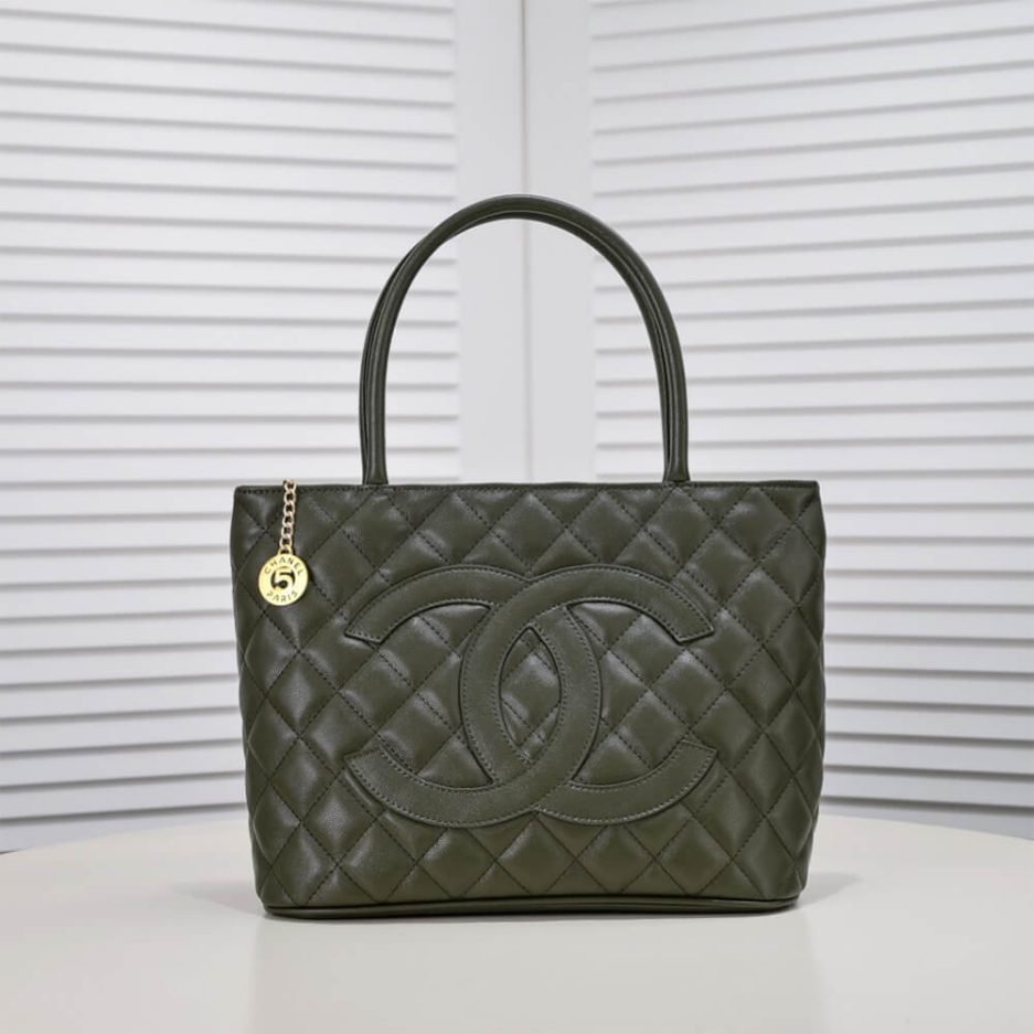 CHANEL Medallion Tote Bag - Image 2
