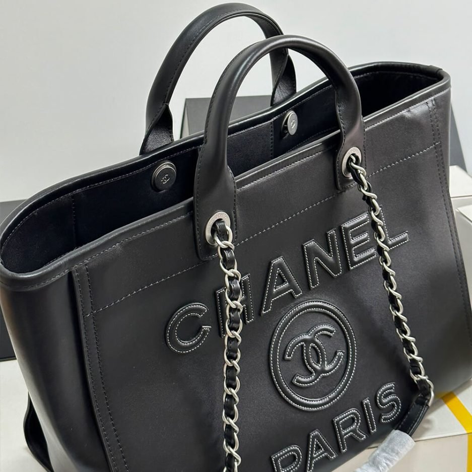 CHANEL Large Shopping Bag(high-end grade) - Image 3