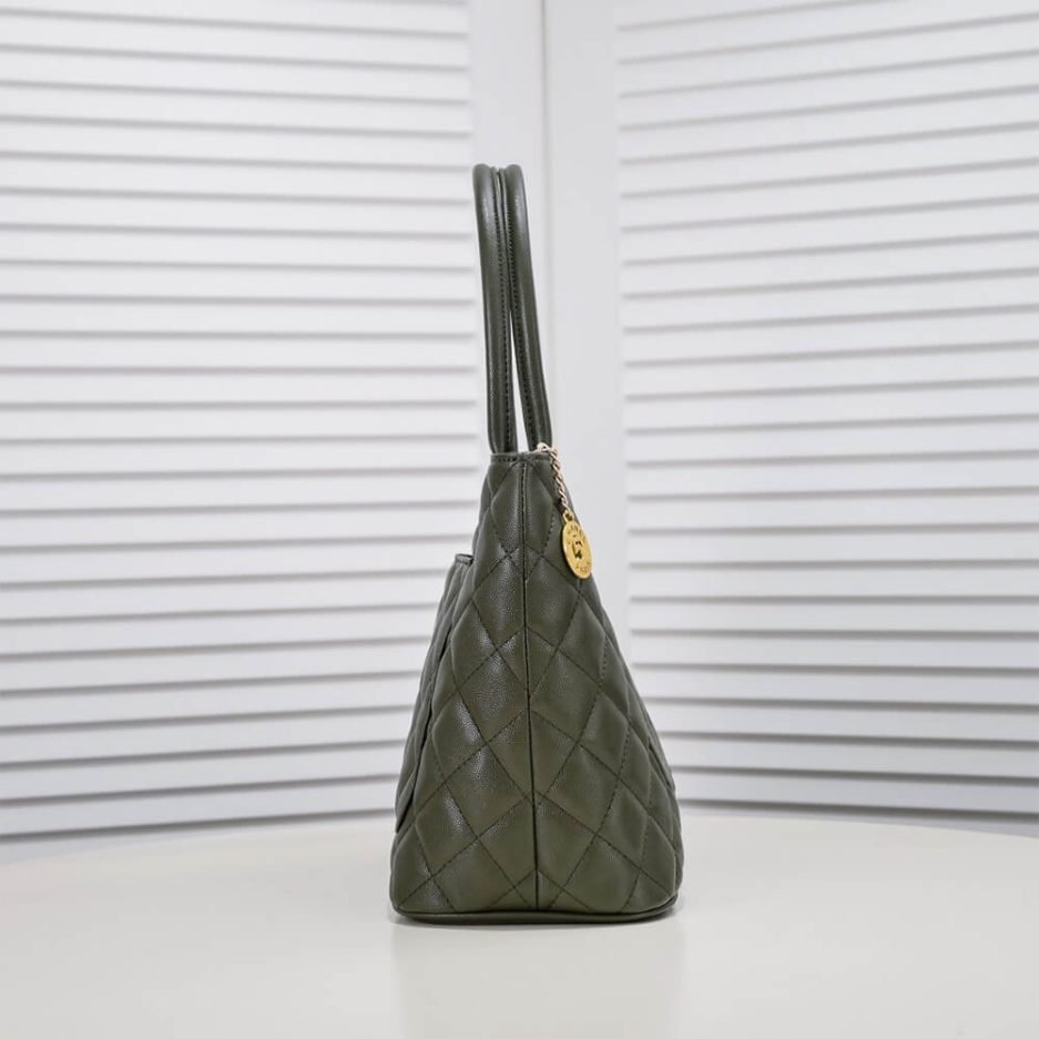 CHANEL Medallion Tote Bag - Image 3