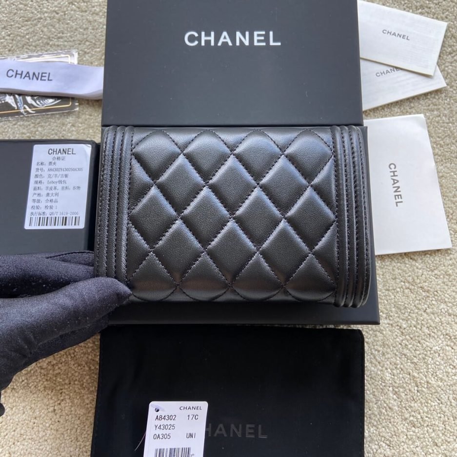 Chanel boy long wallet - Image 4