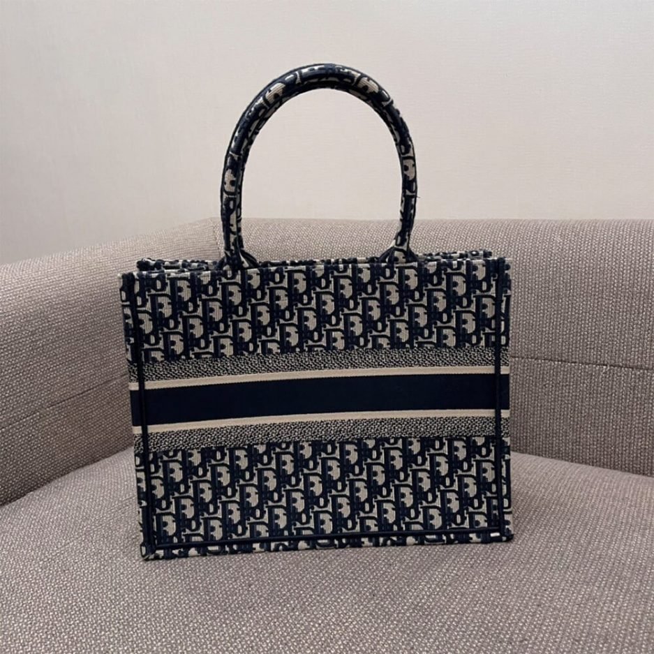 MEDIUM DIOR BOOK TOTE - Image 5