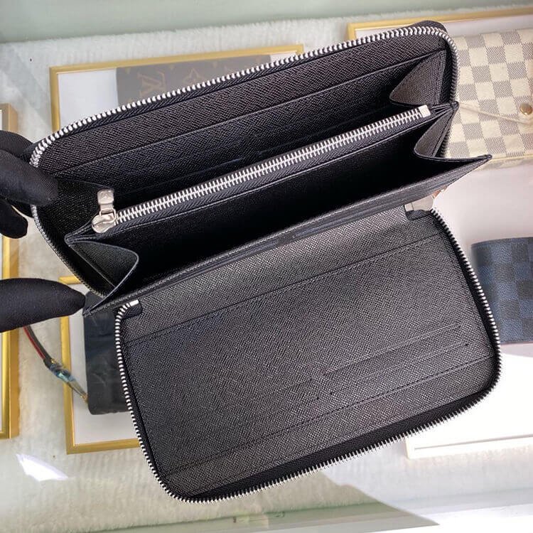 LV Zippy Organizer - Image 5