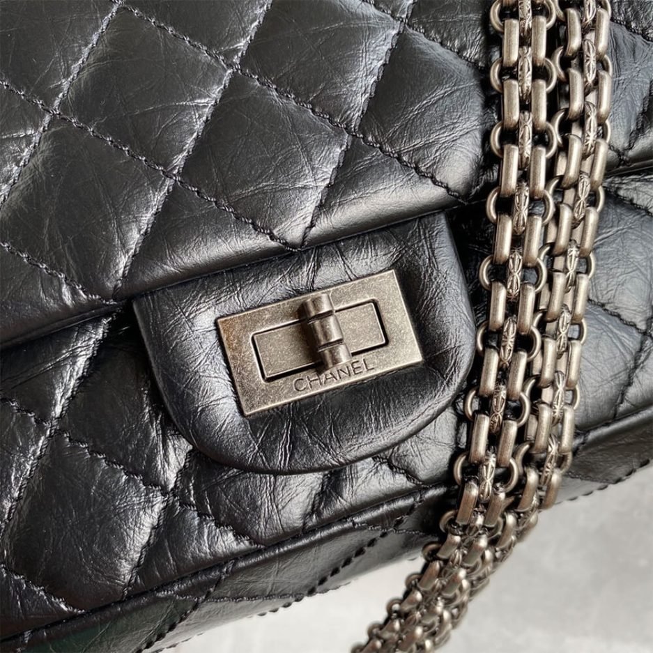 CHANEL 2.55 Handbag - Image 6