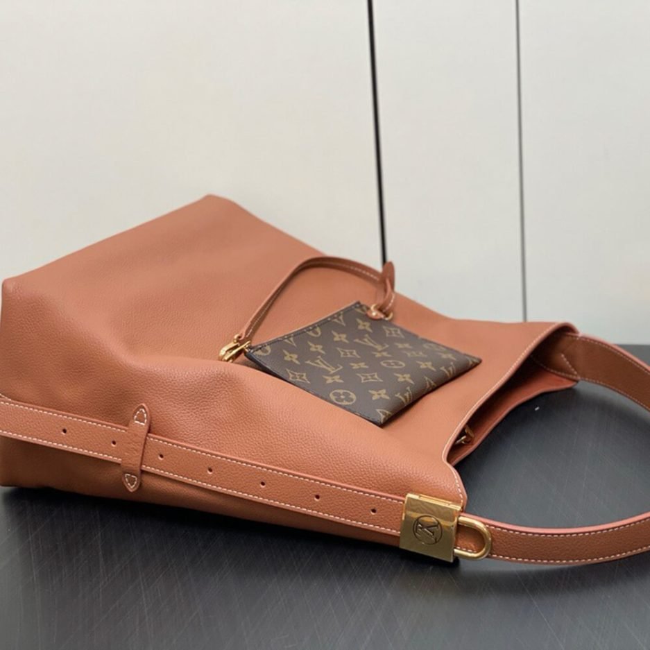 LV Low Key Hobo MM - Image 6