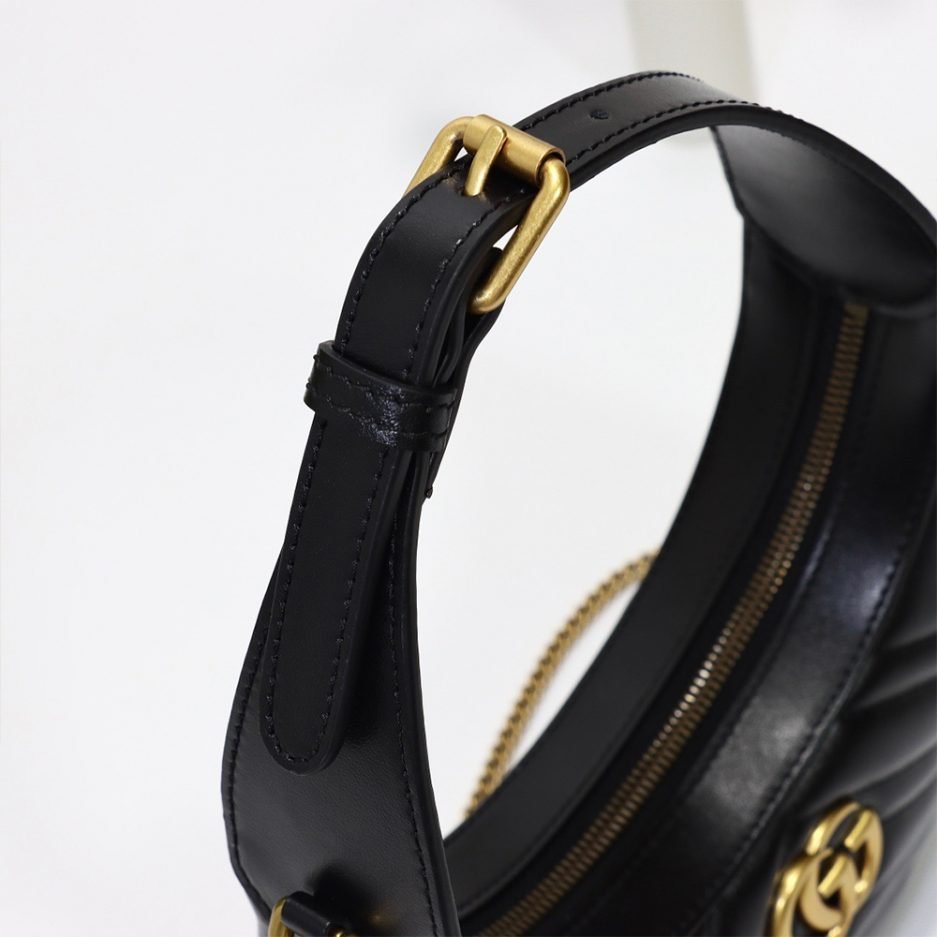GG Marmont half-moon-shaped mini bag - Image 6