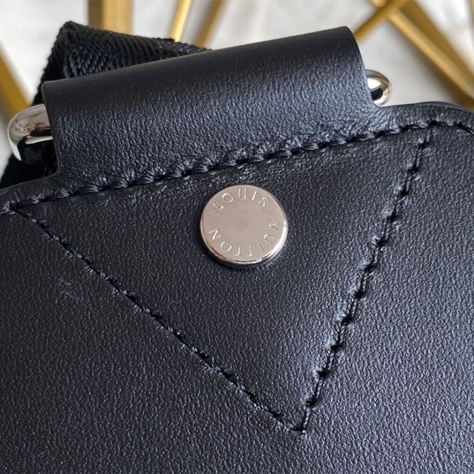 AVENUE SLINGBAG - Image 6