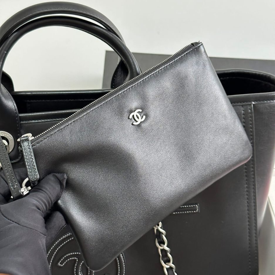 CHANEL Large Shopping Bag(high-end grade) - Image 7