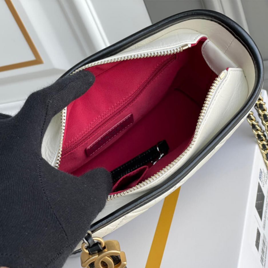 CHANEL’S GABRIELLE SMALL HOBO BAG - Image 8