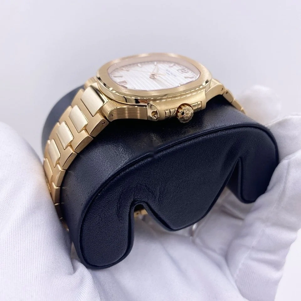7118/1R - Patek Philippe NAUTILUS - Image 2