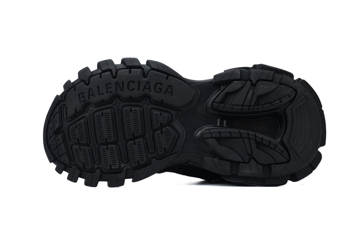 Balenciaga Track Sneaker White Graffiti 542436 WTRHW 1090 - Image 4