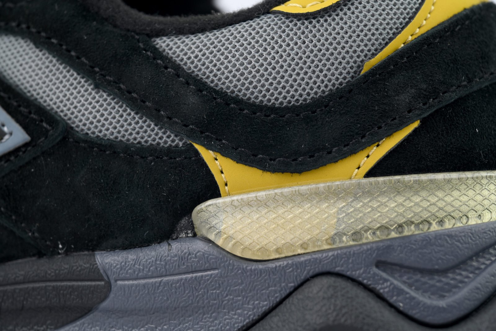 New Balance 9060 Black Yellow U9060TRZ - Image 8