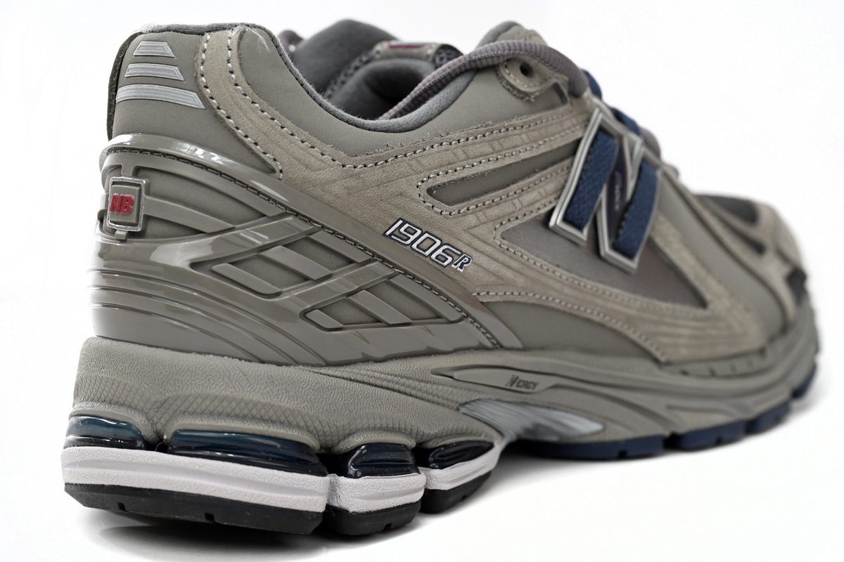 NEW BALANCE Grey M1906RB - Image 7