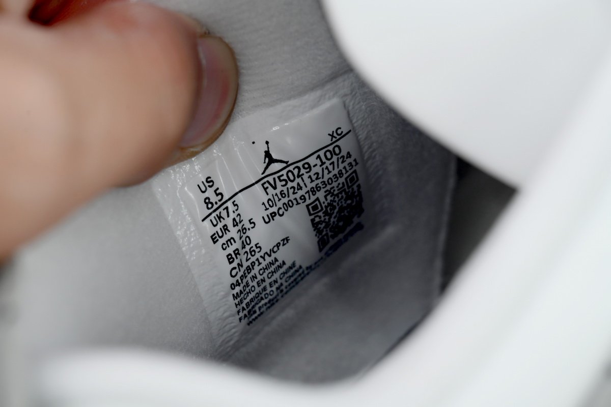 PK God Batch Air Jordan 4 Retro White Cement (2025) FV5029-100 - Image 9