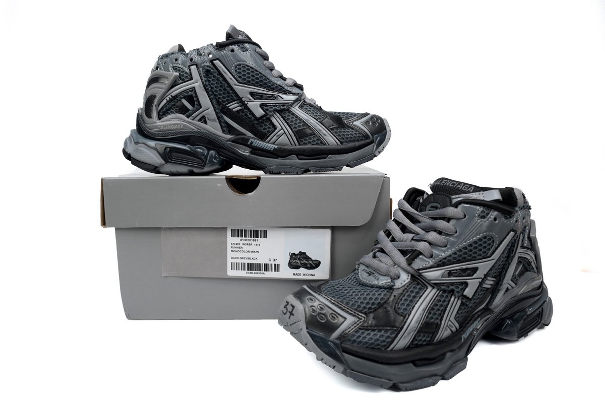 PK God Batch Balenciaga Runner All Black Gray 677402 W3RB2 1515 - Image 11