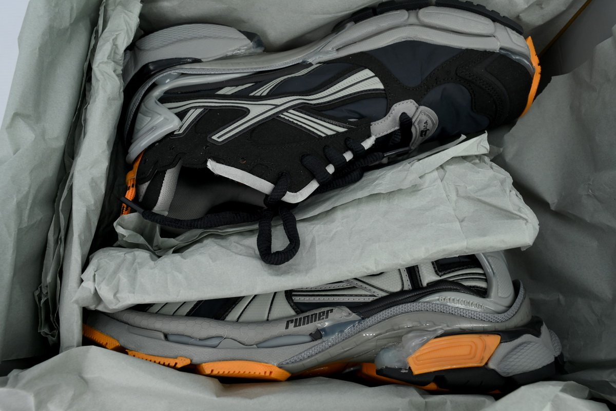 PK God Batch Balenciaga Runner Sneaker 'Black Fluo Orange' 772774 W3RNY 1878 - Image 11