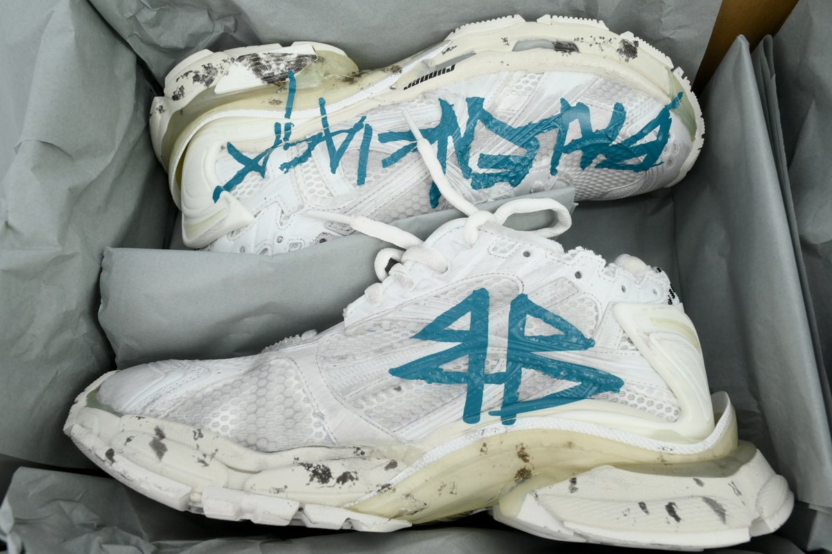 PK God Batch Balenciaga Runner Sneaker 'Graffiti - White Blue' 772774 W3RBQ 9040 - Image 10