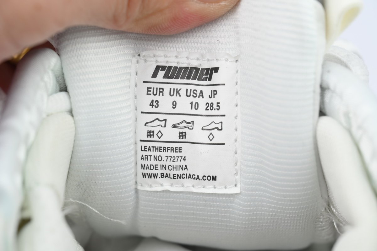 PK God Batch Balenciaga Runner Sneaker 'Grey White Black' 772774 W3RNY 9012 - Image 9