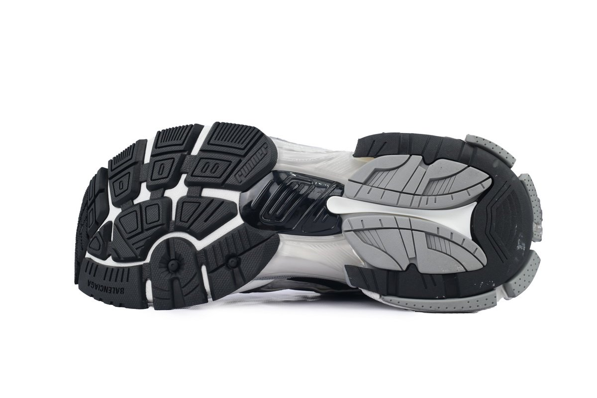 PK God Batch Balenciaga Runner Sneaker 'Grey White Black' 772774 W3RNY 9012 - Image 4