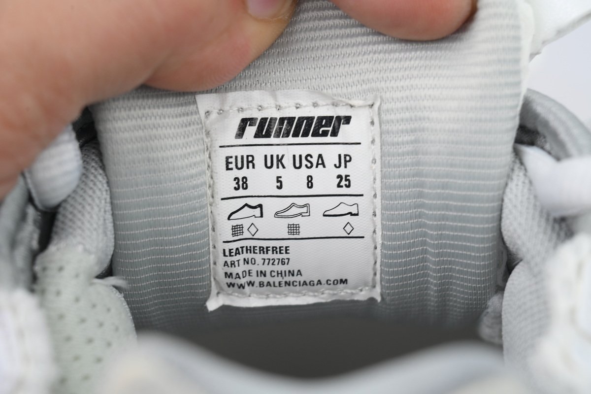 PK God Batch Balenciaga Runner Sneaker Gradient Yellow Powder 772767 WRUNG 9517 - Image 9