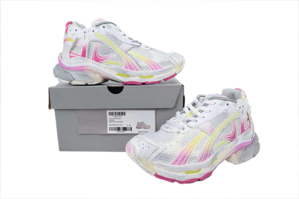 PK God Batch Balenciaga Runner Sneaker Gradient Yellow Powder 772767 WRUNG 9517 - Image 11