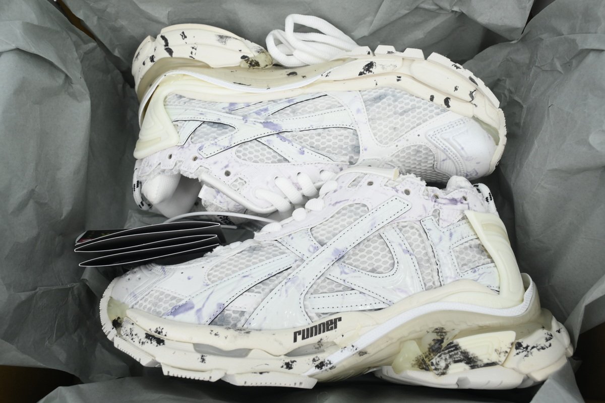 PK God Batch Balenciaga Runner Sneaker White Graffiti 772767 W3RNY 2301 - Image 10