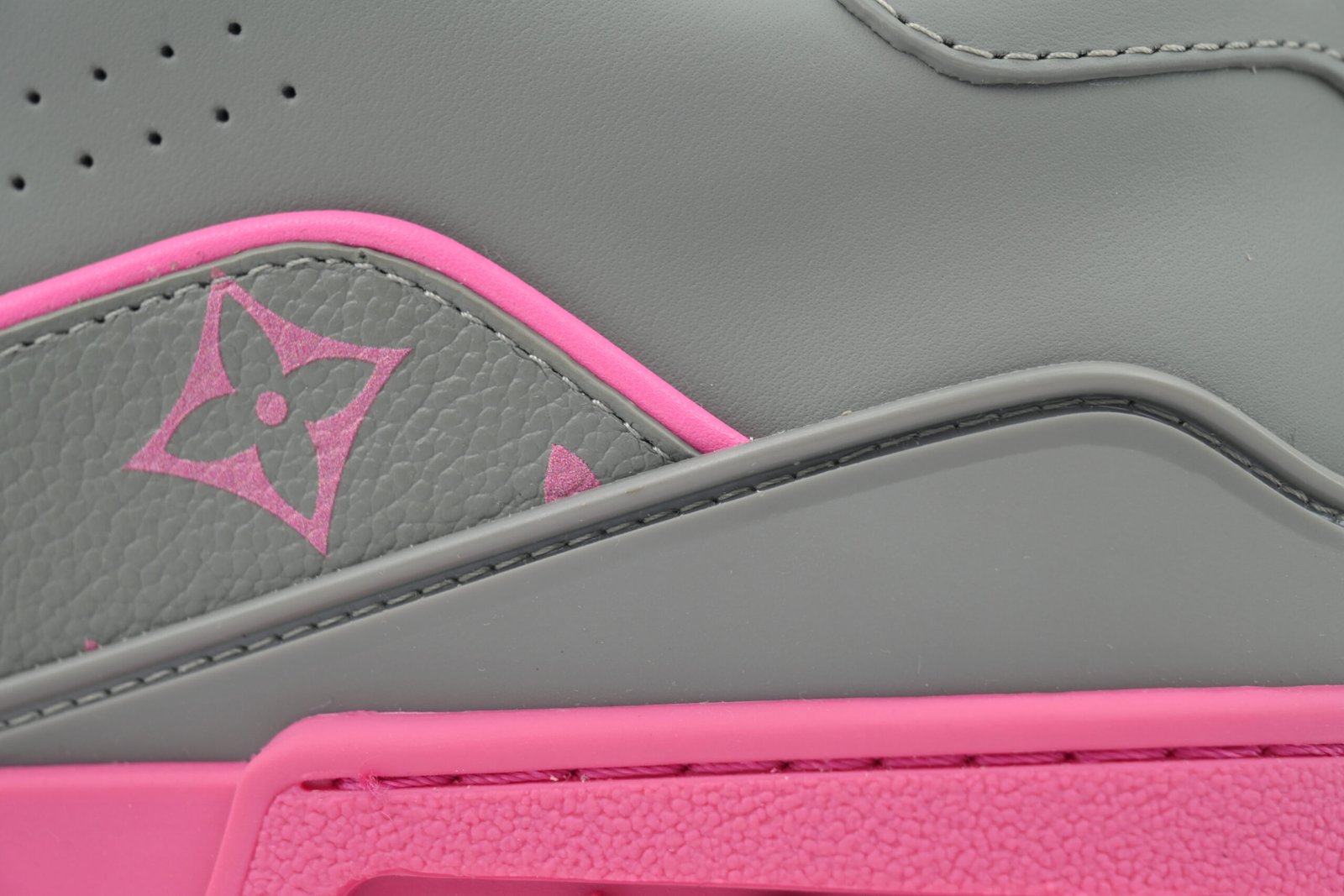 PK God Batch Louis Vuitton Dark Gray Color Printing - Image 5