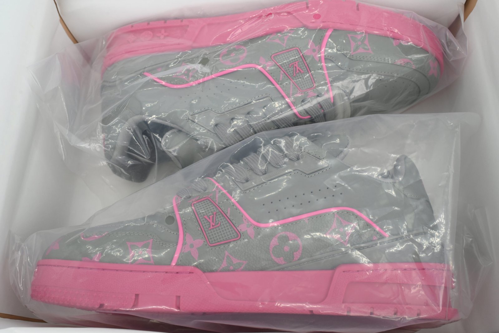 PK God Batch Louis Vuitton Dark Gray Color Printing - Image 12