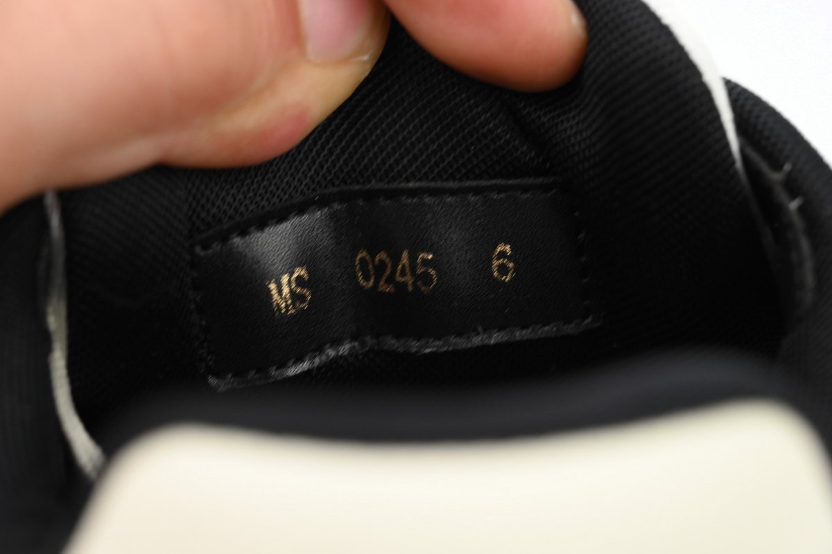 PK God Batch LOUIS VUITTON Trainer Monogram Flower Black - Image 8