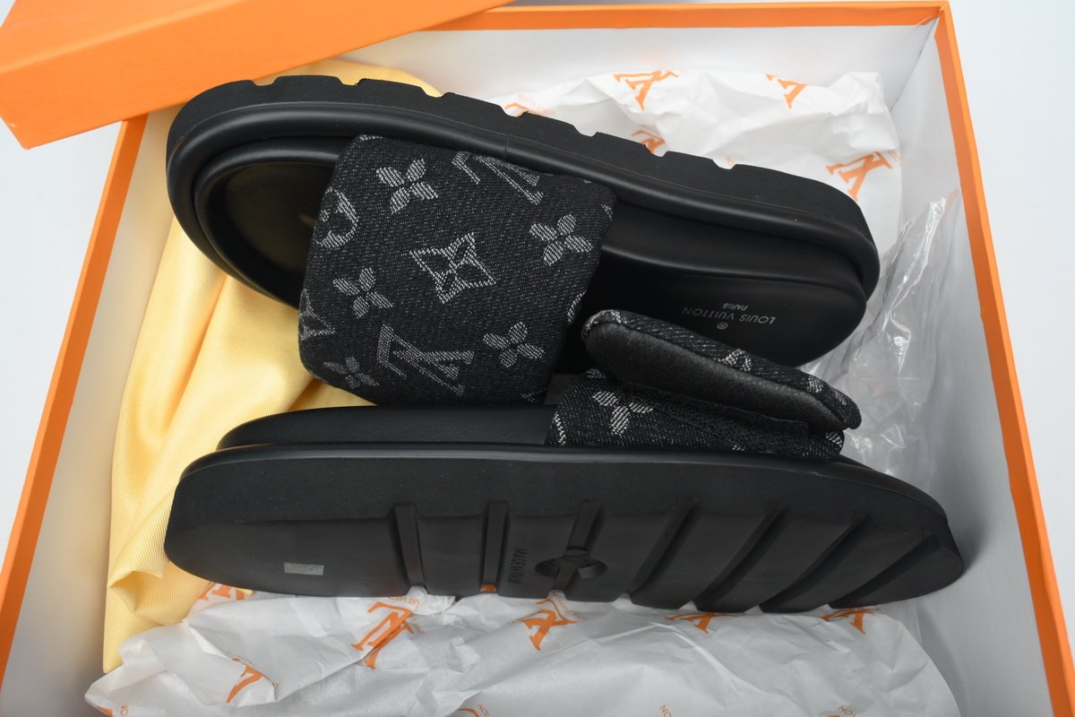 PK God Batch LOUIS VUITTON Pool Pillow Comfort Black Label Denim - Image 9