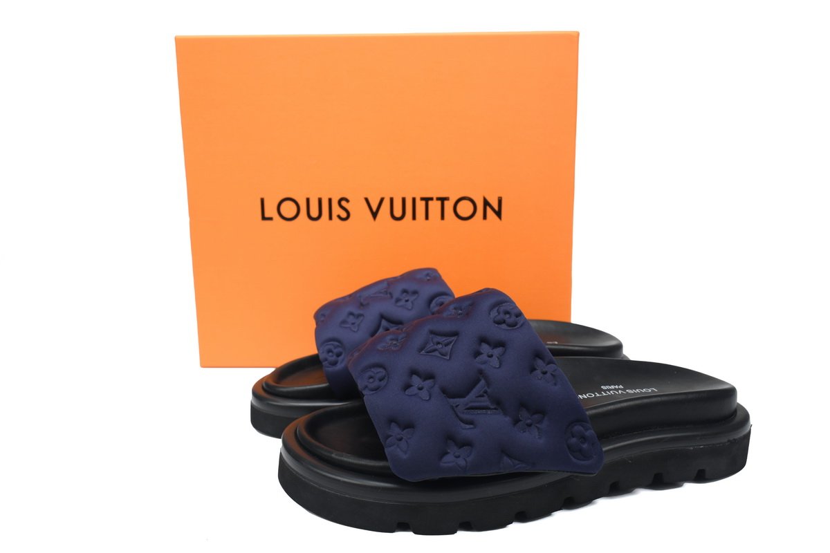 PK God Batch LOUIS VUITTON Pool Pillow Comfort XM Dark Blue - Image 2