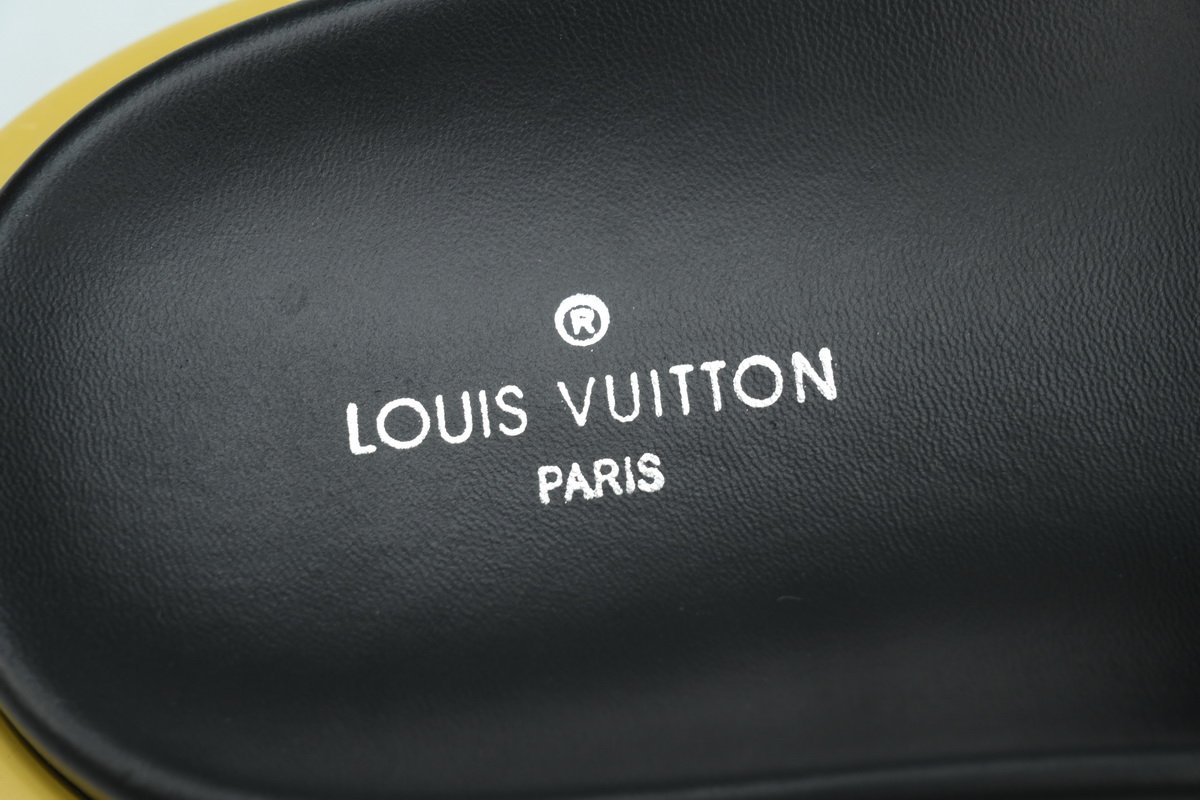 PK God Batch LOUIS VUITTON Pool Pillow Comfort Yellow Label Denim - Image 4