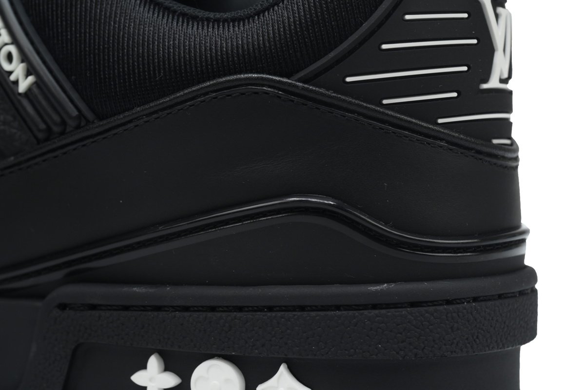 PK God Batch LOUIS VUITTON Trainer All Black Embossing 1AARER - Image 5