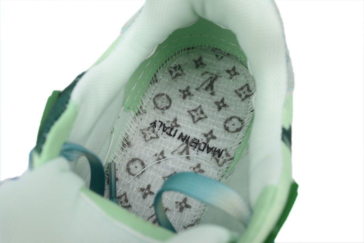 PK God Batch LOUIS VUITTON Trainer Golf Rendering Green Cloth - Image 4