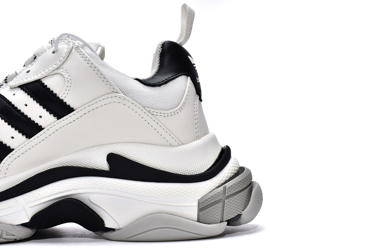 Pkstockx Adidas x Balenciaga Triple S Black/White - Image 12