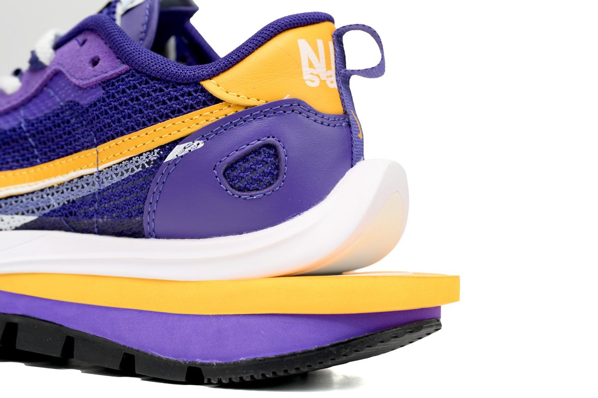 PKstockx Sacai x Nike VaporWaffle Sesame Purple, White, and Yellow DV1363-103 - Image 9