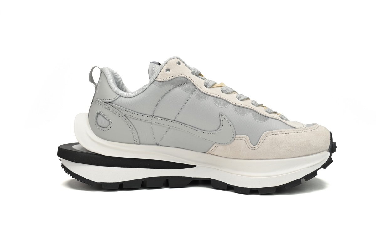 PKstockx Sacai x VaporWaffle 3.0 Pale DD1875-108 - Image 2