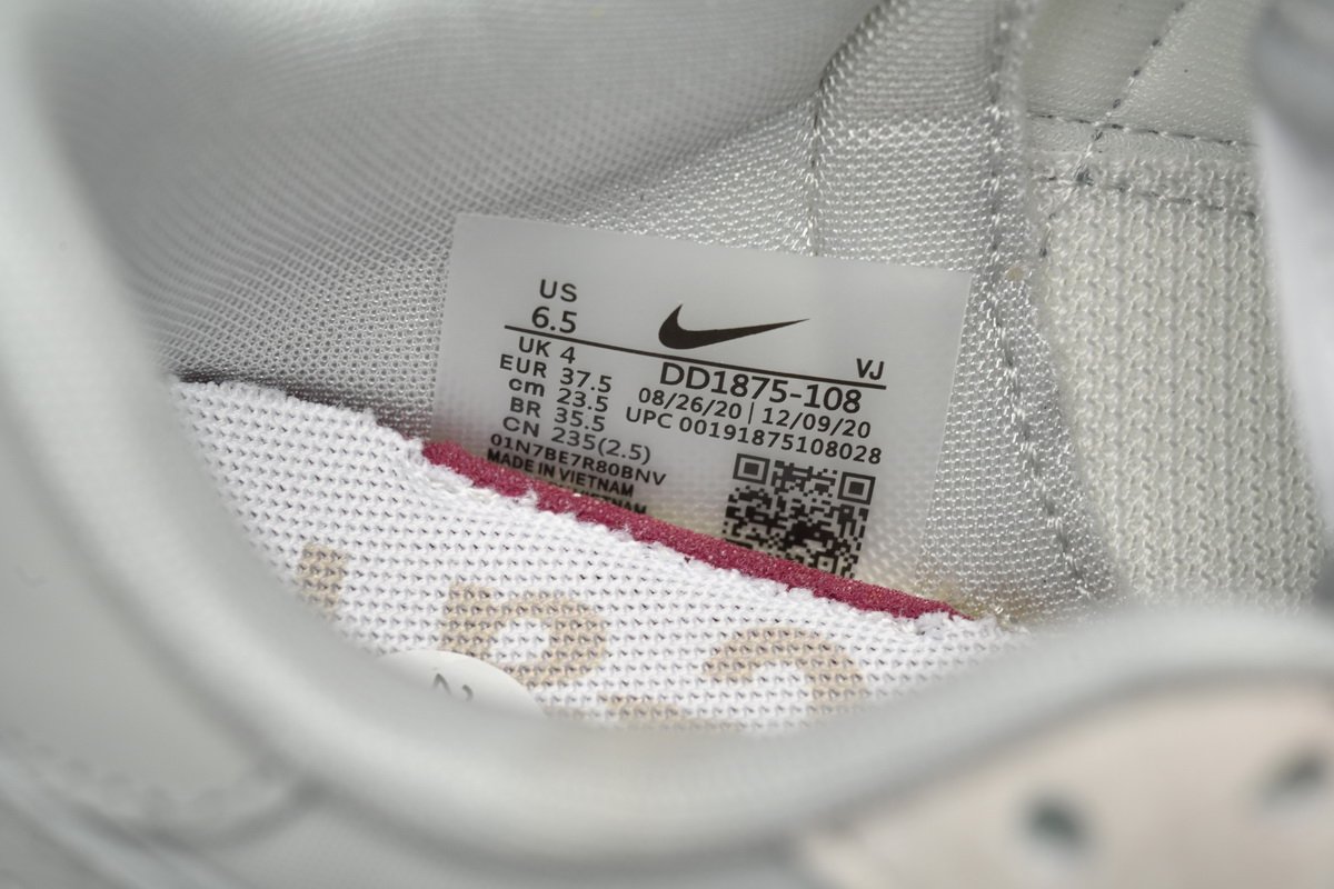 PKstockx Sacai x VaporWaffle 3.0 Pale DD1875-108 - Image 8