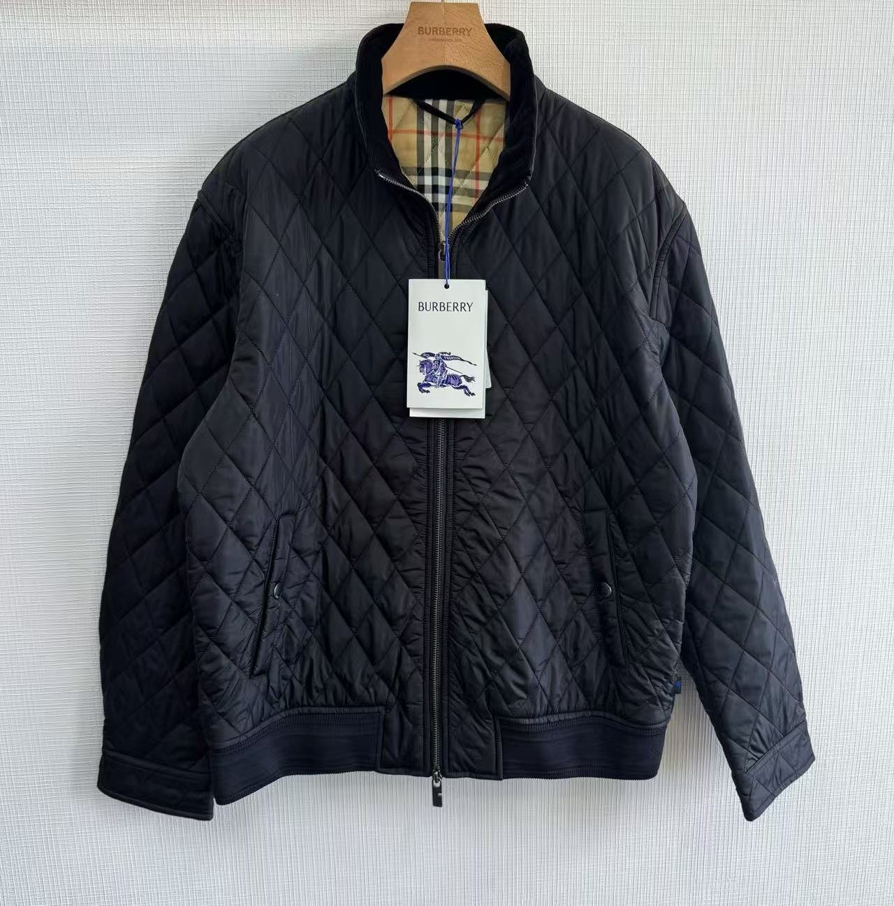 Burberry quilted nylon jacket 90905 - Image 2