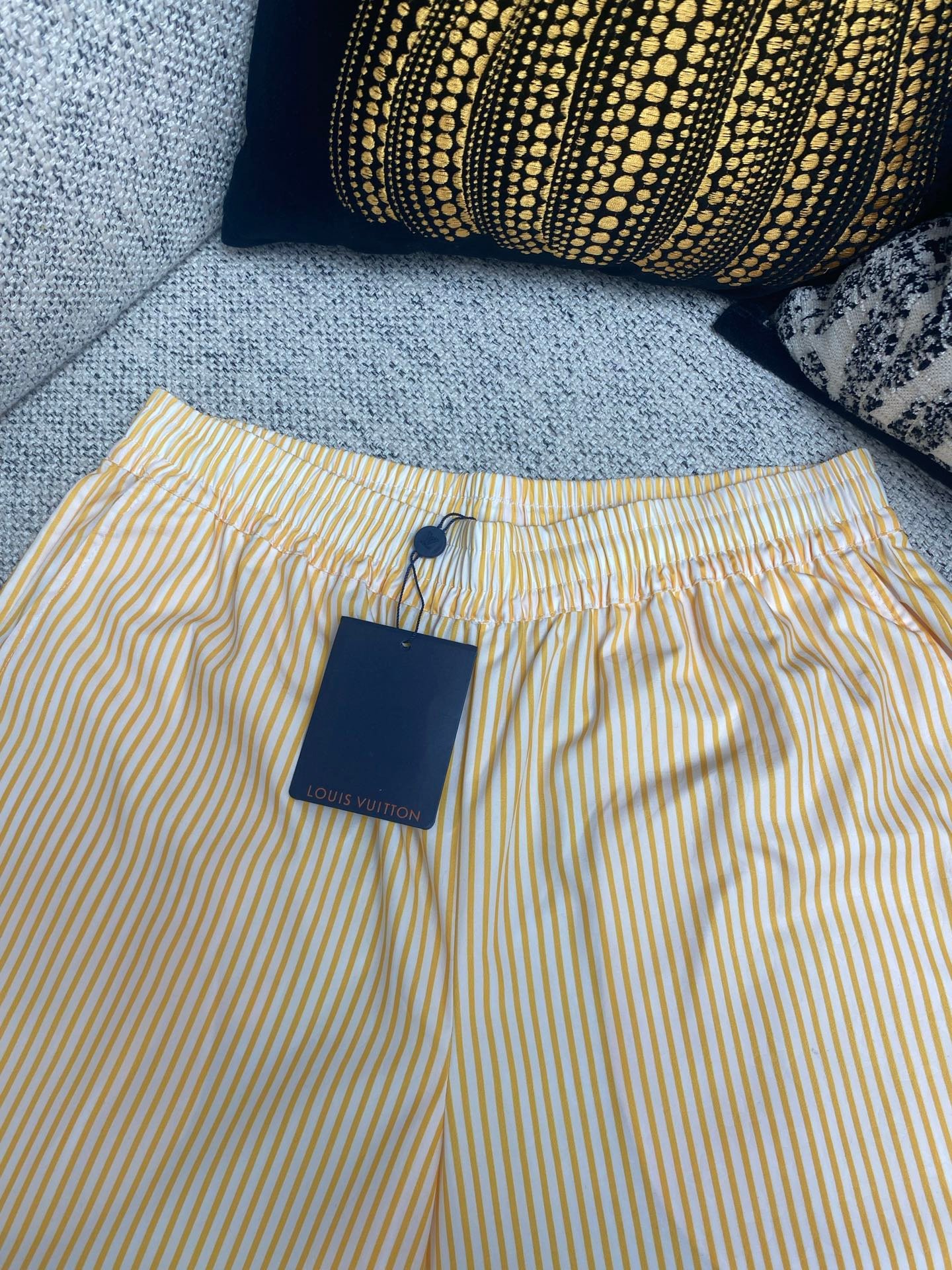 Louis Vuitton Mens shirt and pants 90205 - Image 4