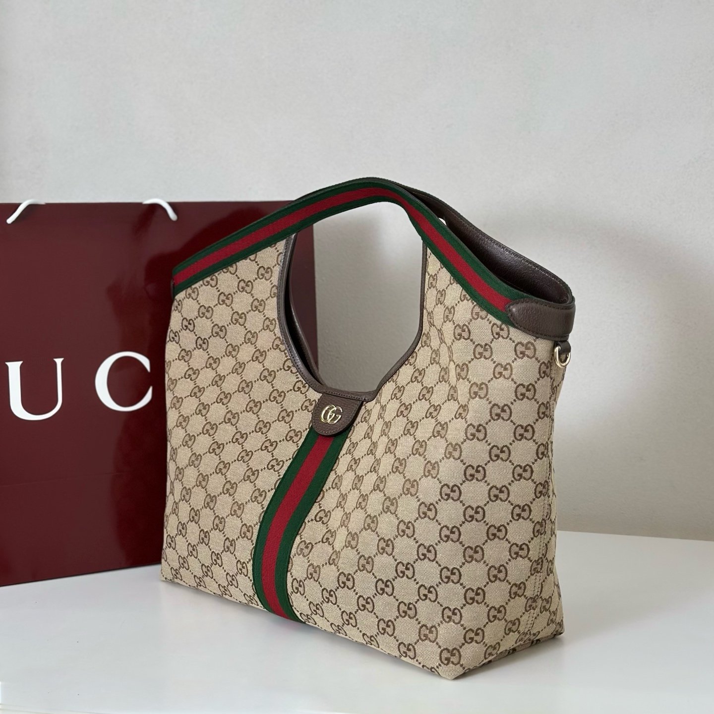 Gucci Print Bogg Bag L90704 - Image 6