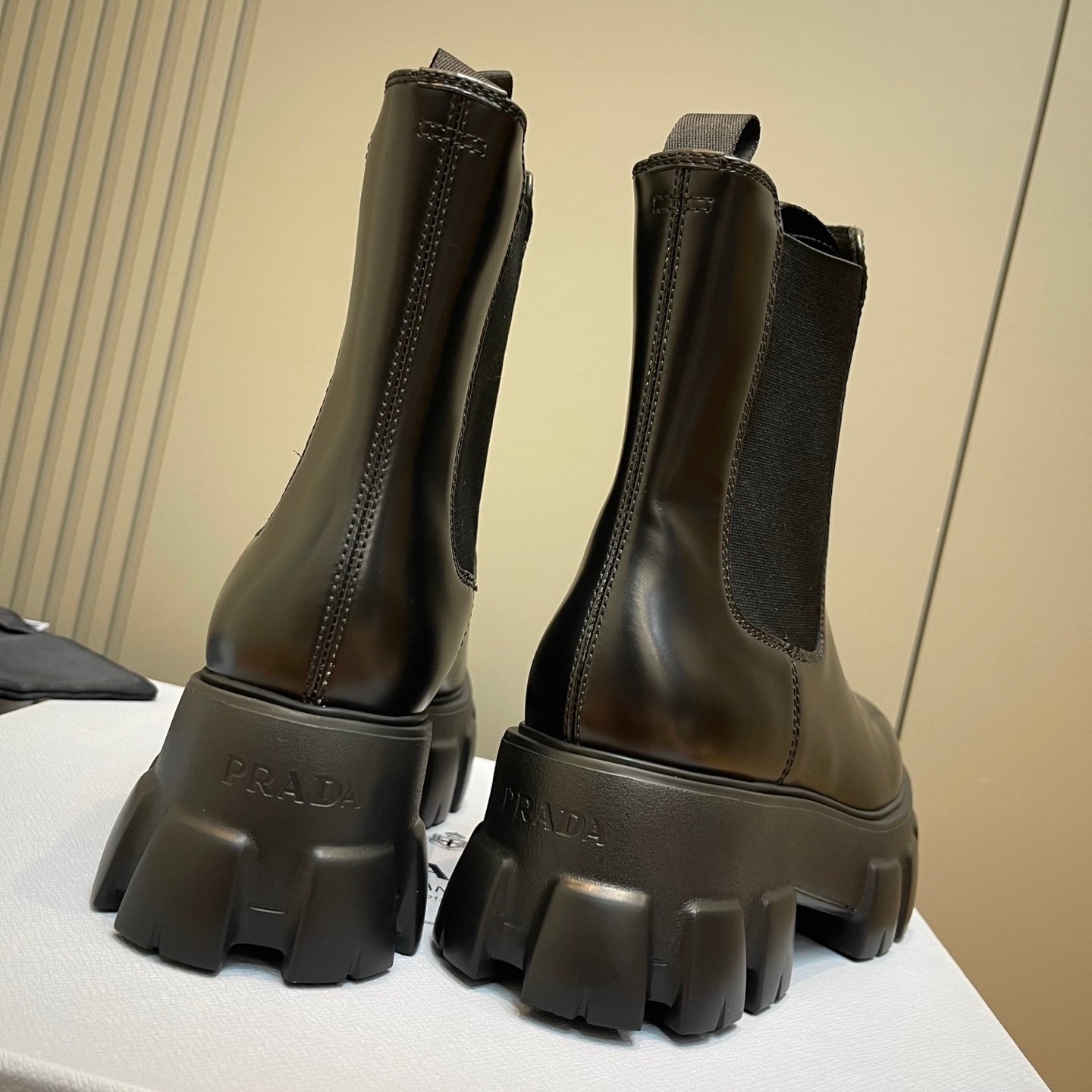 Prada thick-soled Chelsea boots L90902 - Image 5