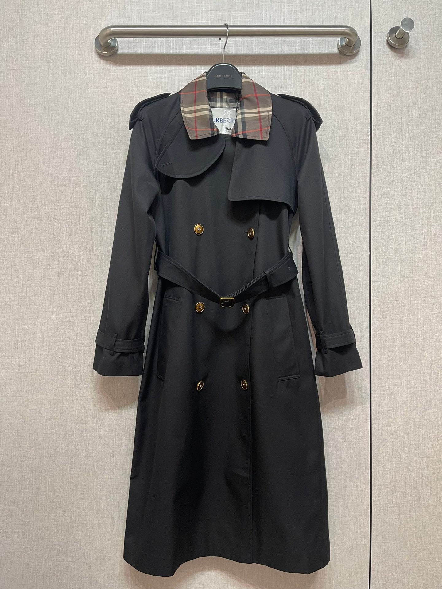 Burbery Long Sleeve Plaid Collar Metal Button Coat D91106 - Image 2