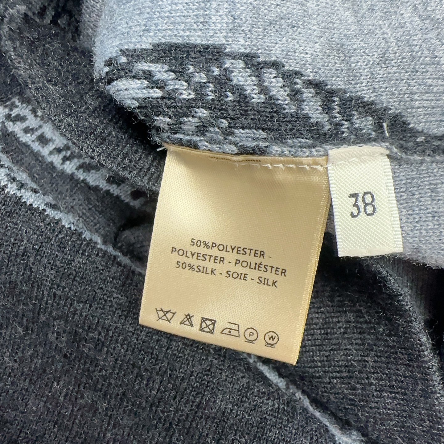 Hermes Contrasting Color Striped Chain-Link Knit Cardigan D92001 - Image 6