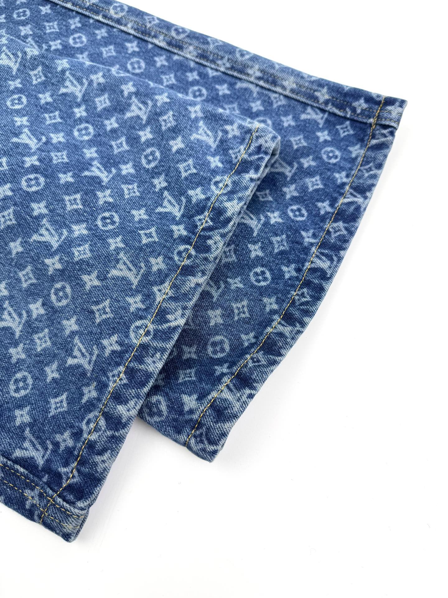 LOUIS VUITTON Printed Denim Pants 92002 - Image 7