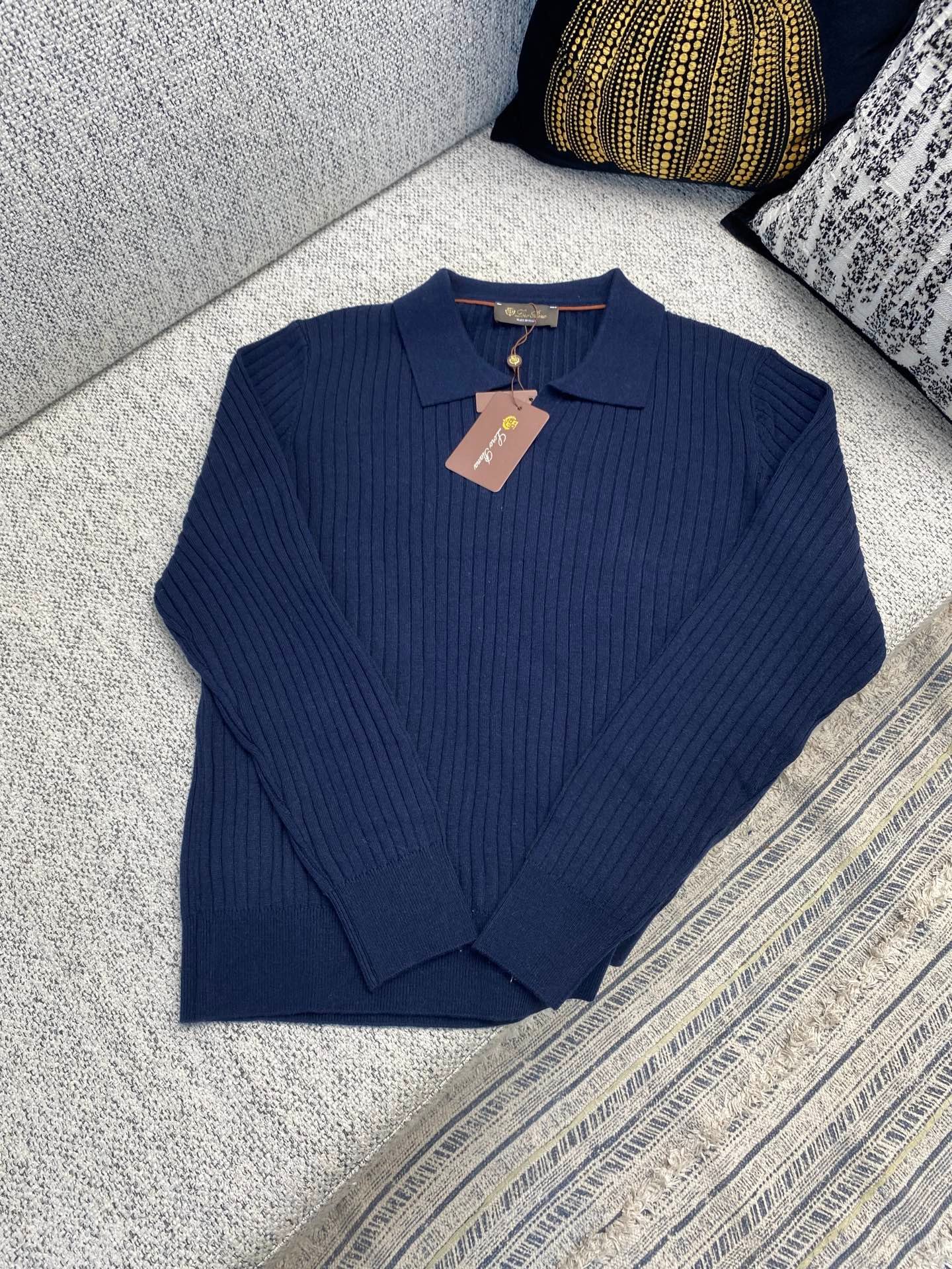 Prada Men's Wool Long 92102 - Image 2