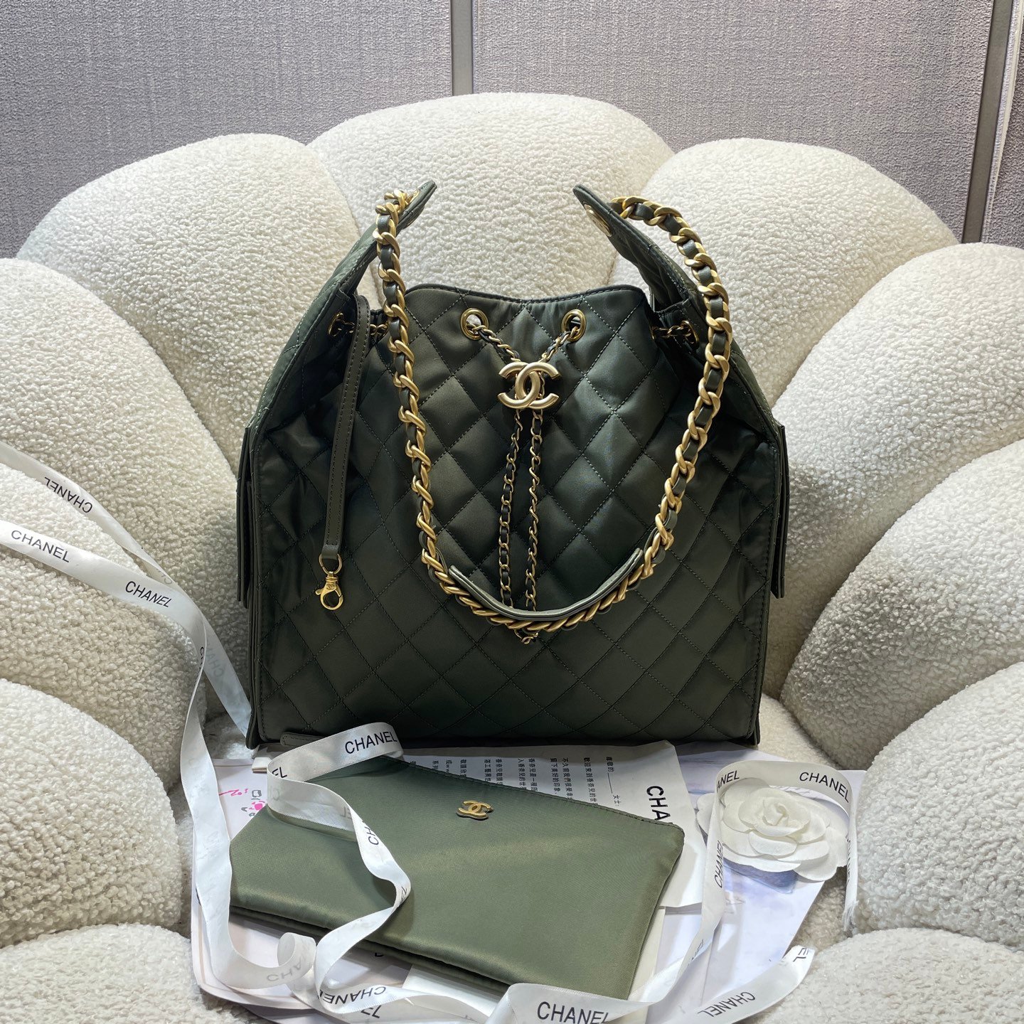 Chanel Shoulder Bag L92301 - Image 3