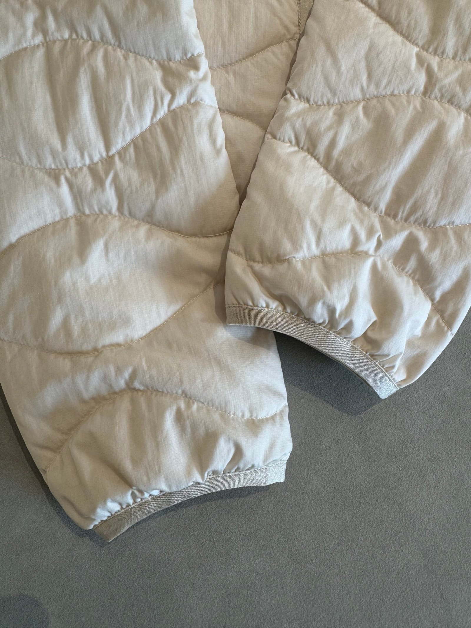 Moncler Autumn-Winter Lightweight Down Jackets D92503 - Image 7