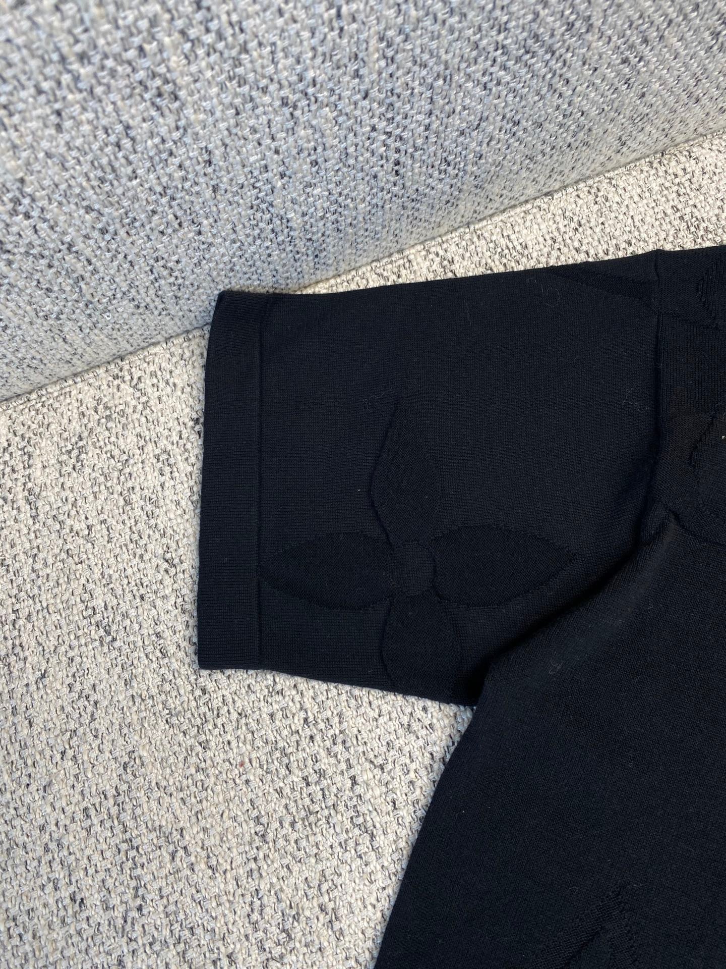 LOUIS VUITTON 25ss New Monogram Cotton Short-Sleeved Round-neck Shirt 92802 - Image 5