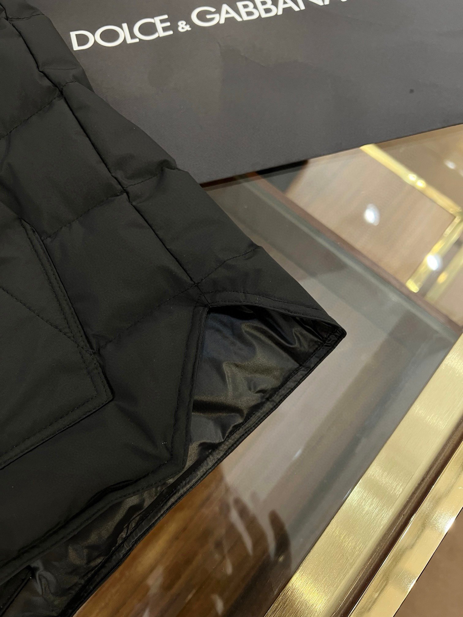 DG Autumn/Winter New Style Down Jacket Vest 93005 - Image 5